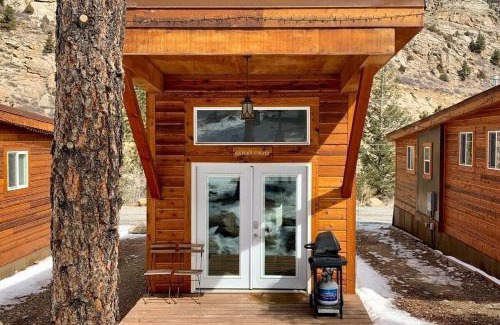 Idaho Springs Casa | Railway Cabin at Base Camp
