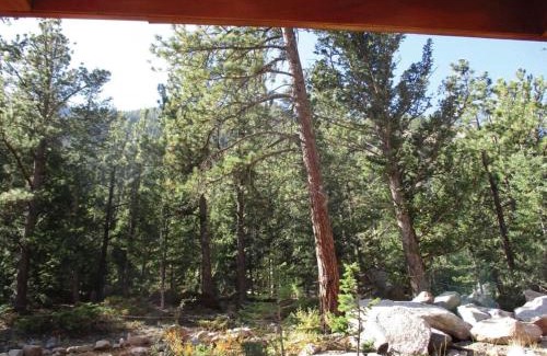 Idaho Springs Casa | Railway Cabin at Base Camp