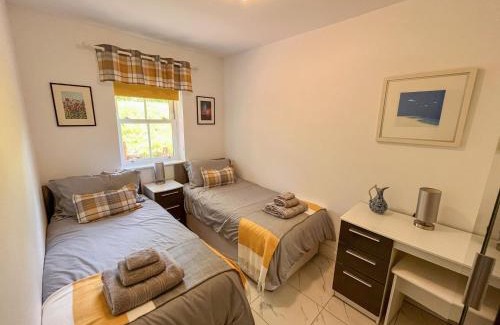 Falstone Casa | Railway Cuttings
