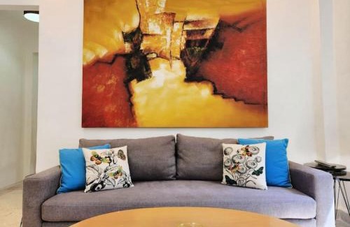 Beirut Apartamento | Railway House 1BR Apt w front yard