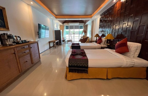Bang Khla Casa | Rainbow Arokaya Holistic Longevity Wellness Resort - Riverfront Room 6