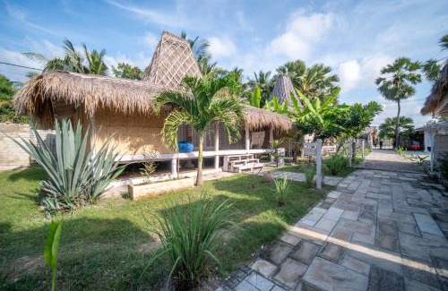 East Sumba Complejo | Rainbow Family Bungalow, Your Cozy Base for Sumba Adventures