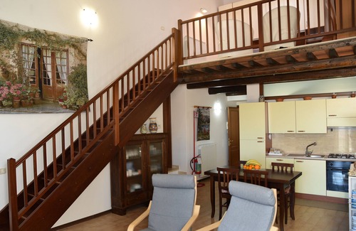 Roccavivara Casa | Rainbow "Family Loft" Holiday Rental