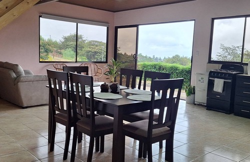 Monteverde Cabaña | Rainbow House