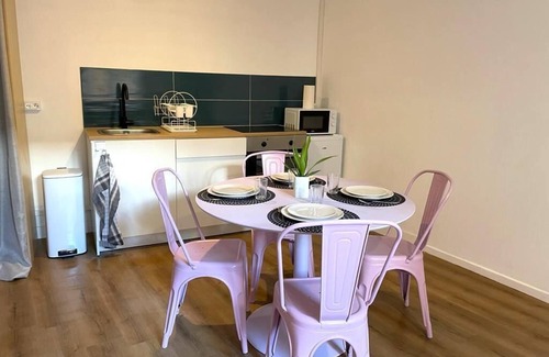 Vinzelles Apartamento | Rainbow housing au Coeur de Vinzelles