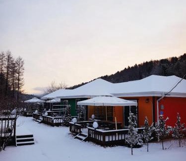Bongpyeong Casa | Rainbow Hwangto Pension