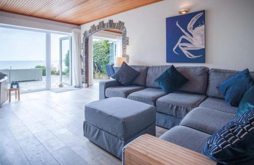 Saundersfoot Casa | Rainbow Leap - 5 Bed Holiday Home - Saundersfoot