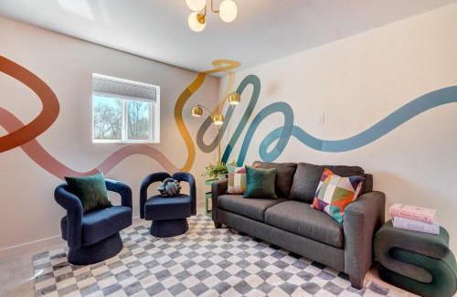 West Colorado Springs Casa | Rainbow Road Hot Tub Pikes Peak Views Pac Man