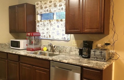 Mendenhall Valley Casa | Rainbow Row - Two Private Units in Complex, near Mendenhall Glacier, Trails, and Conveniences!
