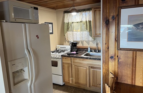 Pinetop-Lakeside Cabina | Rainbow's End Resort on Rainbow Lake