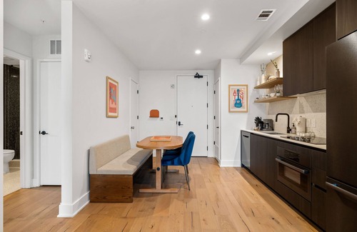 Travis Heights Condominio | Rainey Street Lux High Rise Condo