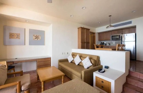 Palmilla Complejo | Cub Suite Raintree's Club Regina- Jan 17 to 24