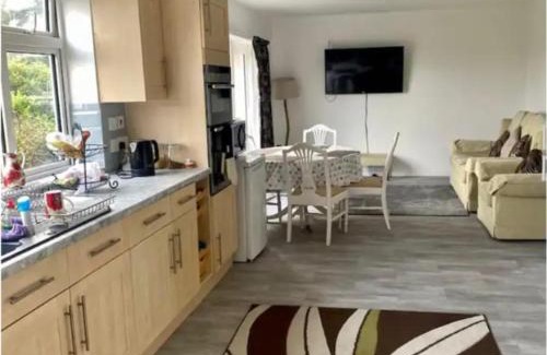 Sutton Coldfield Apartamento | Raj Rentals Ensuite