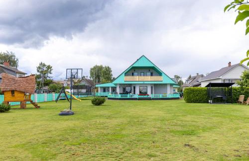 Mustvee Casa | Raja Lake House