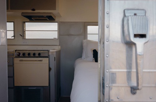 Fremont County Apartamento | Raja Streamline - Soaking Included