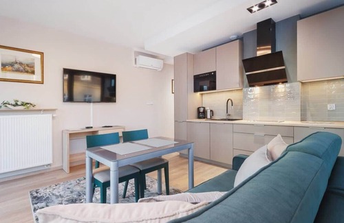 Piasek Południe Apartamento | Rajska 3 | Air Conditioned Cracow Studio | Parking