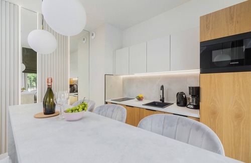 Warszawskie Apartamento | Rakowicka 22C | Bright Studio | Near Kraków Główny
