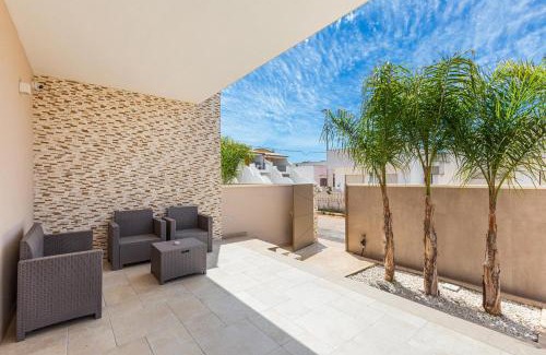 Torre Pali Casa | Raksha House by BarbarHouse