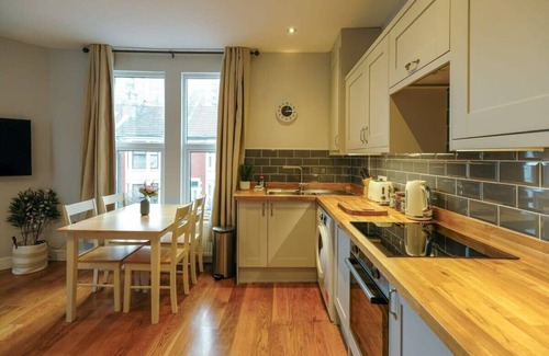 Southville Apartamento | Raleigh 2 Bedroom Apartment with parking