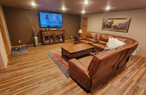 Rapid City Casa | Rally rental in Rapid City close to I90.