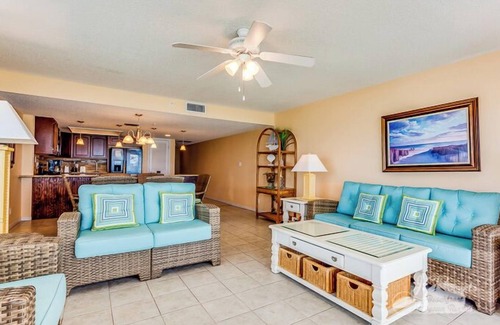 North Redington Beach Condominio | Ram Sea 509 is a Gold 2-bedroom 2 bath Gulf Front Corner Condo on top Floor