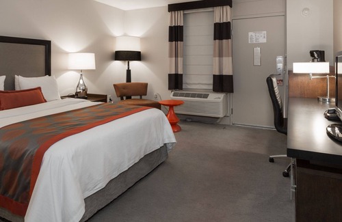 Neponset - Port Norfolk Hotel | Ramada by Wyndham Boston