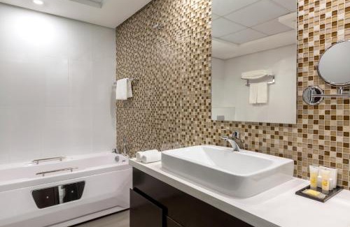Muharraq Apartamento | Ramada Hotel and Suites Amwaj Islands