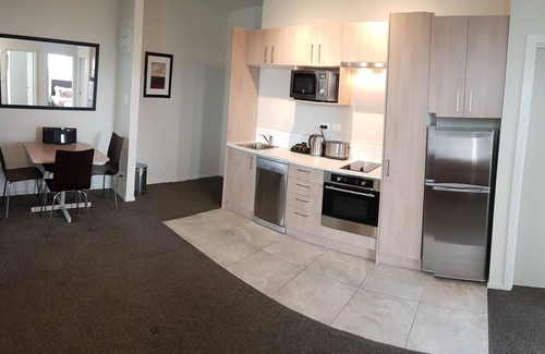 Christchurch City Centre Hotel | Ramada Suites by Wyndham Christchurch City