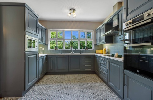 Ballycastle Casa | Ramoan House - Luxury 4 bedroom Holiday Home