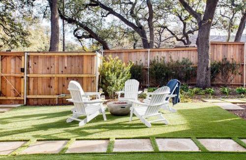 Travis Heights Casa | Ramsey by AvantStay Modern Character Home in Austin w Pool