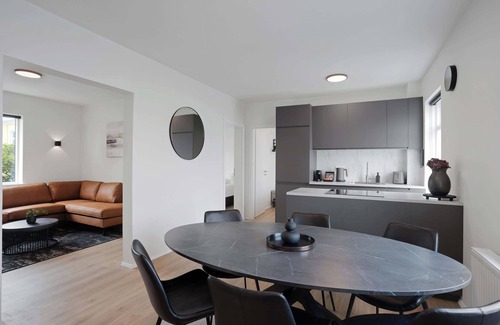 Vesturbær Apartamento | Ranargata - Central Three Bedrooms Apartment