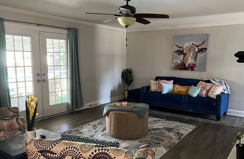 Wilson Casa | Ranch Beauty w/In-ground Pool Close to I-95!