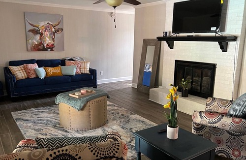 Wilson Casa | Ranch Beauty w/In-ground Pool Close to I-95!