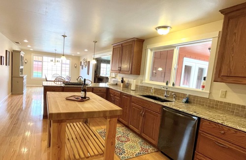 Langlois Casa | Ranch House on a cattle ranch.