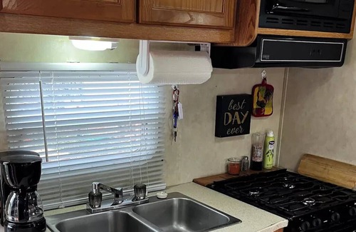Piedmont Casa | Ranch style camper located on hobby farm