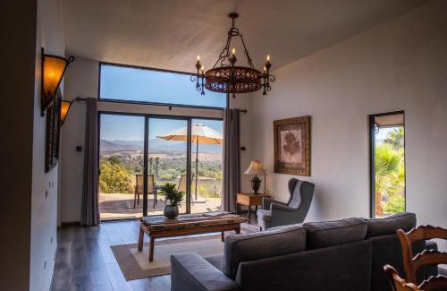 San Antonio de las Minas Casa | Rancho Cien Piedras