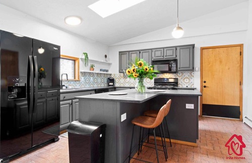 Alamedan Valley Casa | Rancho de Valle del Norte - An Irvie Home