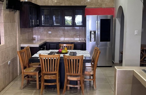 Playa San Blas Casa | Rancho Guadalajara 2BR Beach Retreat w/ AC – Near El Tunco & Punta Roca