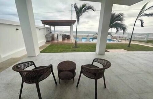 San Lorenzo Apartamento | Randi's Oasis - The Monkey Room