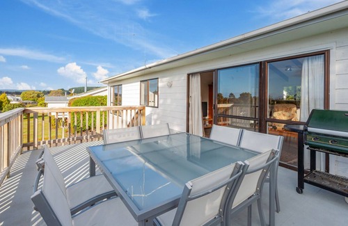 Motuoapa Casa | RANGIMOANA REST - MOTUOAPA HOLIDAY HOME, family friendly in Motuoapa