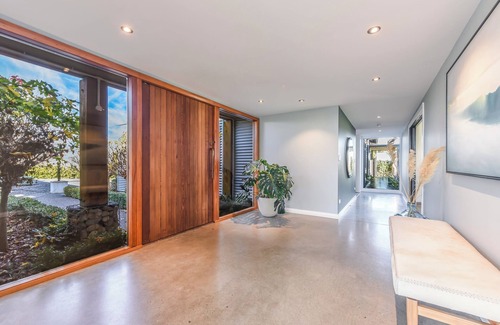 Renwick Casa | Rapaura Vineyard Escape - Blenheim Retreat