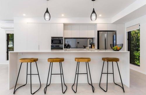 Palm Cove Casa | Raphari At The Cove - A Stunning Poolside Escape
