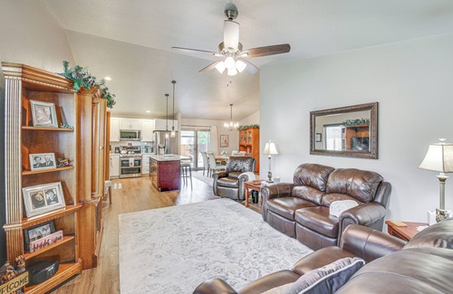 Rapid Valley Casa | Rapid City Duplex: 26 Mi to Mount Rushmore!