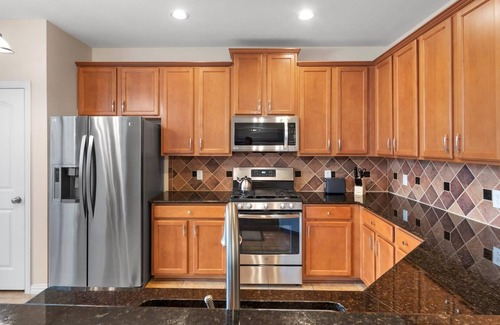 Lewisville Casa | Rare 3 Story Townhouse with Private Yard