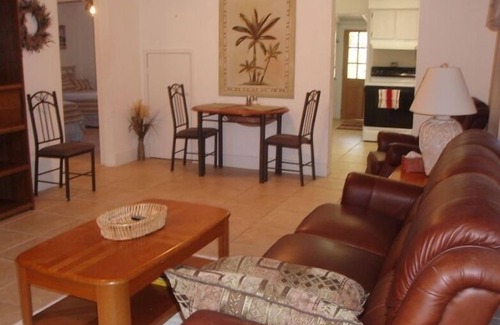 Palmetto Casa | ¡Muy raro! Adorable cabaña en la isla de Snead, muelle y playa de 250 pies.
