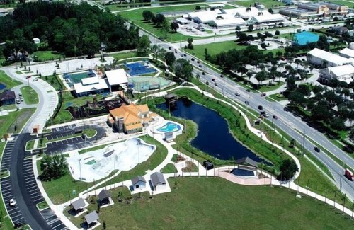 June Park Casa | Rare Gem! 2 Serene Units, Near Joy and Gordon Patterson Botanical Garden, Pool