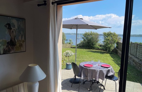 Roscanvel Casa | Rare Maison Pieds Dans L'eau, Incroyable vue Mer, Sports Nautiques, Randonnées