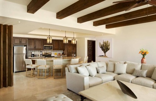 Los Cangrejos II y III Condominio | Rare Penthouse at Grand Solmar Rancho San Lucas Available for Thanksgiving Week!