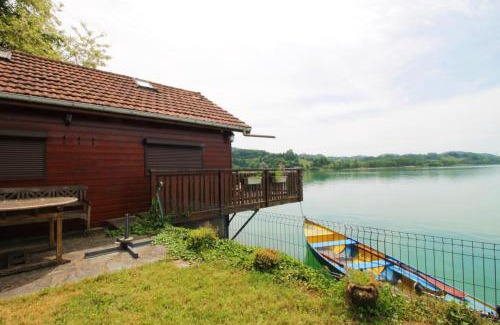 Aiguebelette-le-Lac Chalet De Esquí | Rare petit chalet sur le lac barque à rames clim