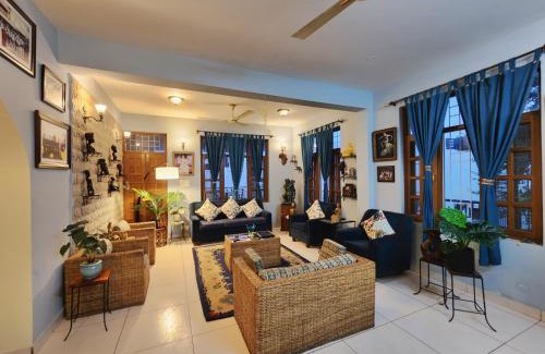 Kumarhatti Casa | Rashmi Cottage - 4 BHK Villa with Serene Valley Views
